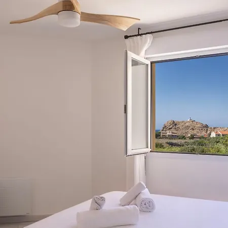 Casa Luiggina De Charme Avec Vue Au Coeur De Lile-rousse *